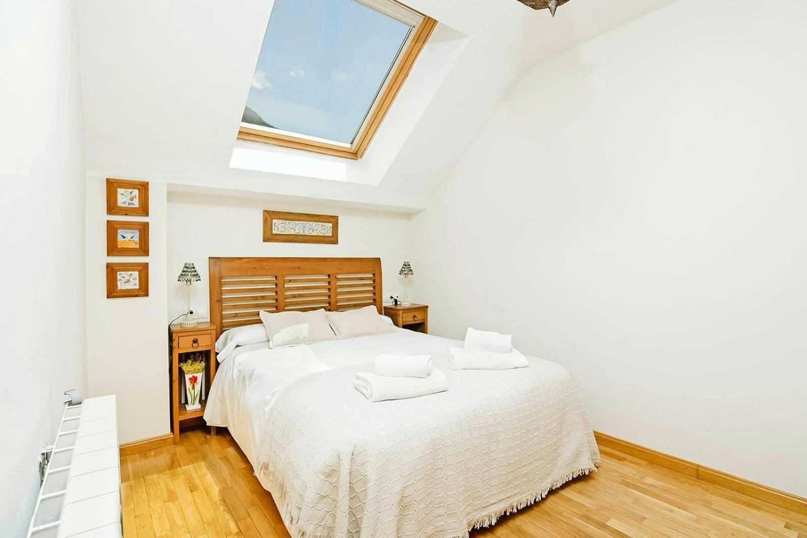 Casa Begona - Wifi Sencillo Y Acogedor Appartement Sallent de Gállego Buitenkant foto